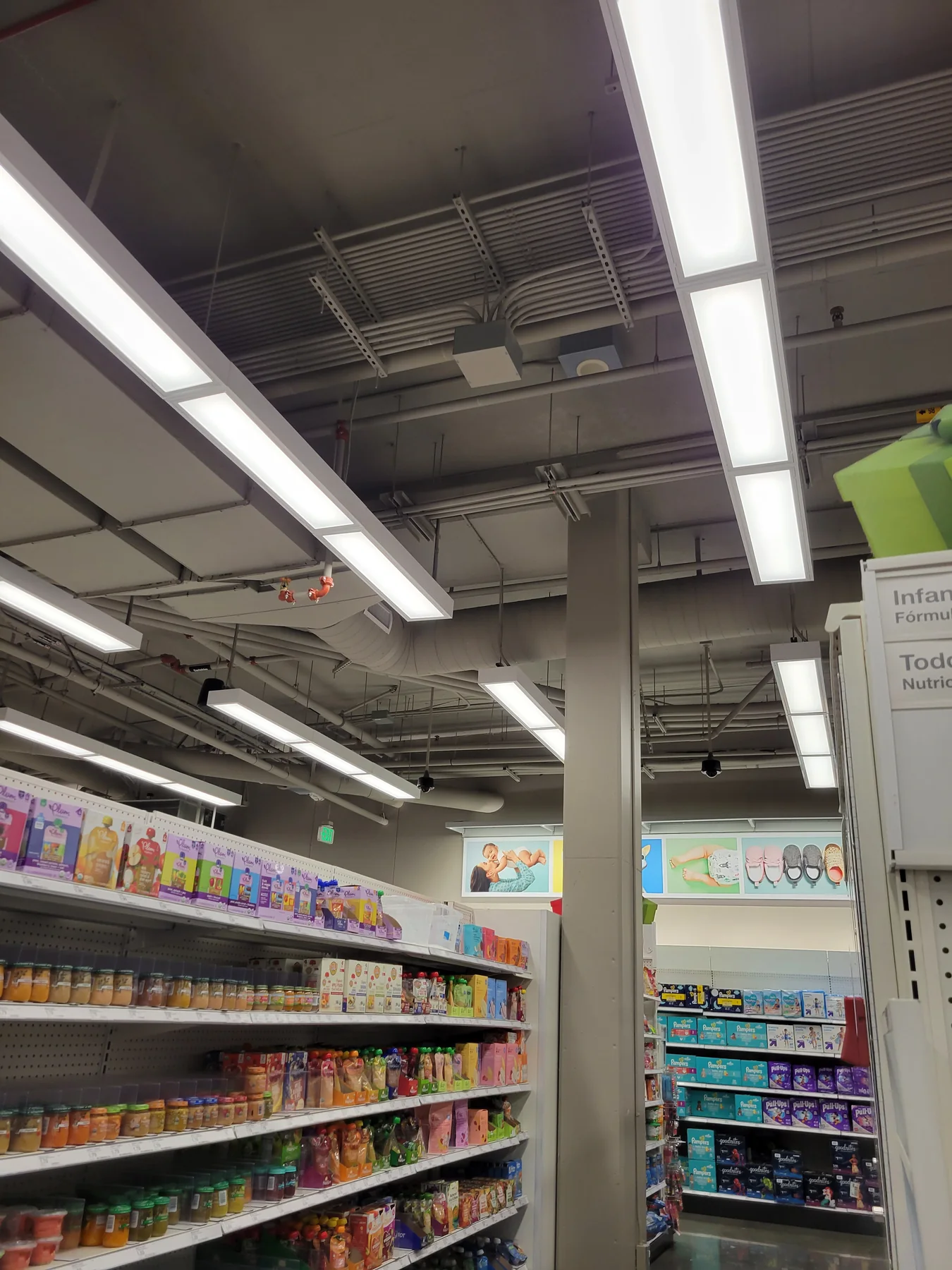 Interior linear lighting